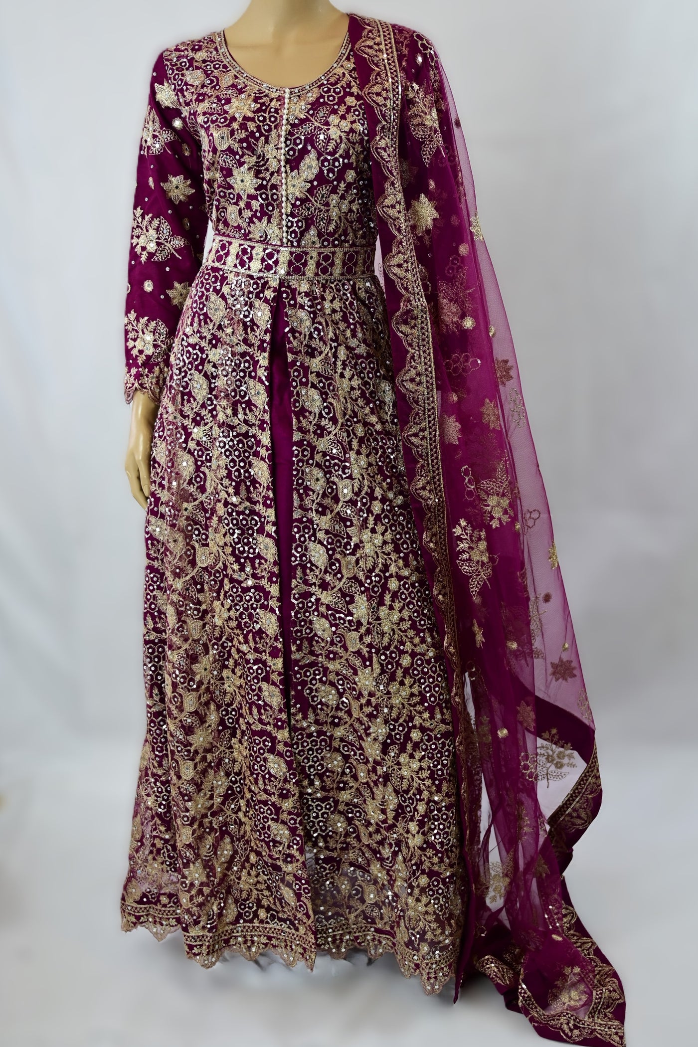 Full Long maxi dress in net | Magenta Pink