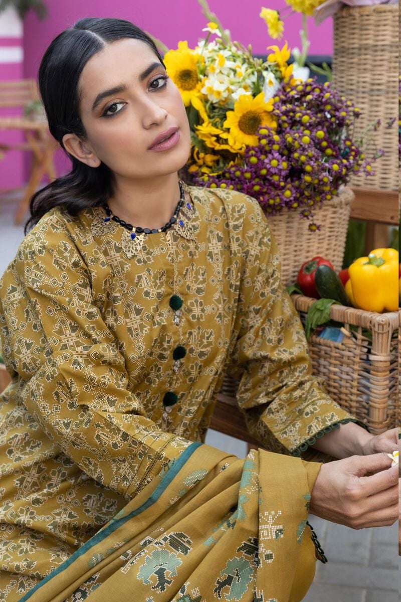Khaadi-Lawn-suit-in-mustard