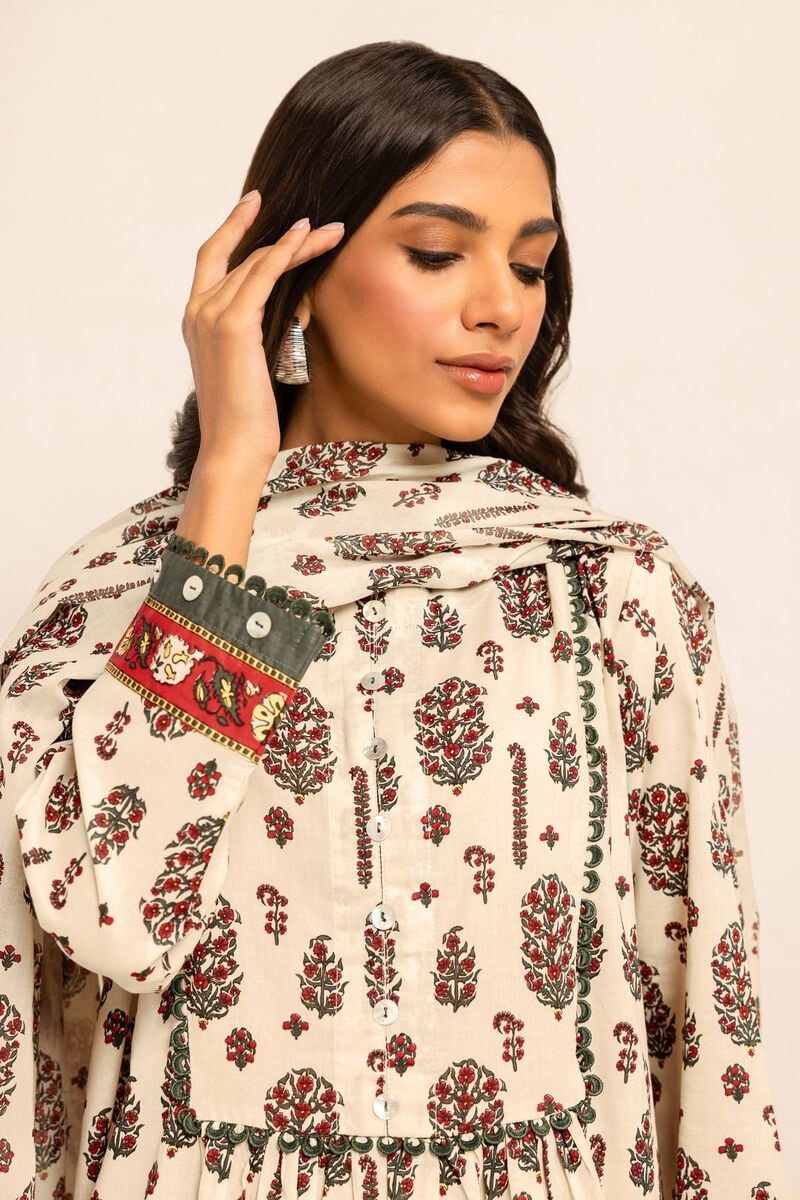 Khaadi-Lawn-suit-in-cream