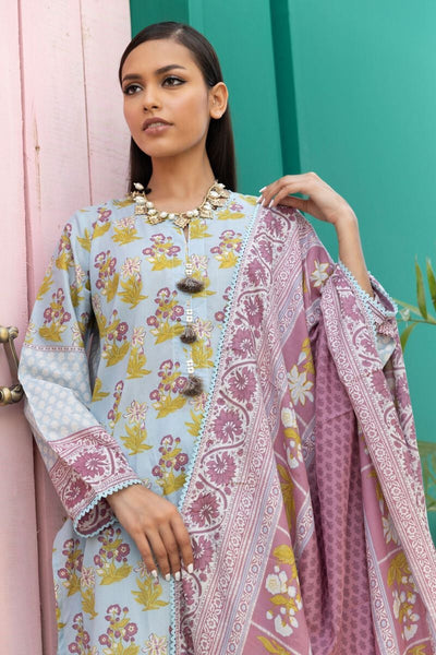 Khaadi-Lawn-suit-in-light-blue