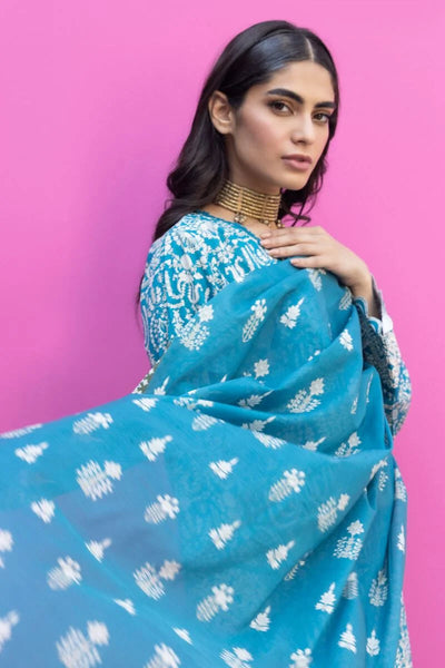 Khaadi-Lawn-suit-in-teal