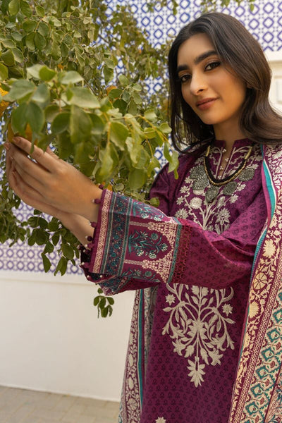 Khaadi-Lawn-suit-in-deep-pink
