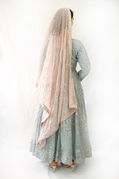 maxi-dress-in-baby-blue