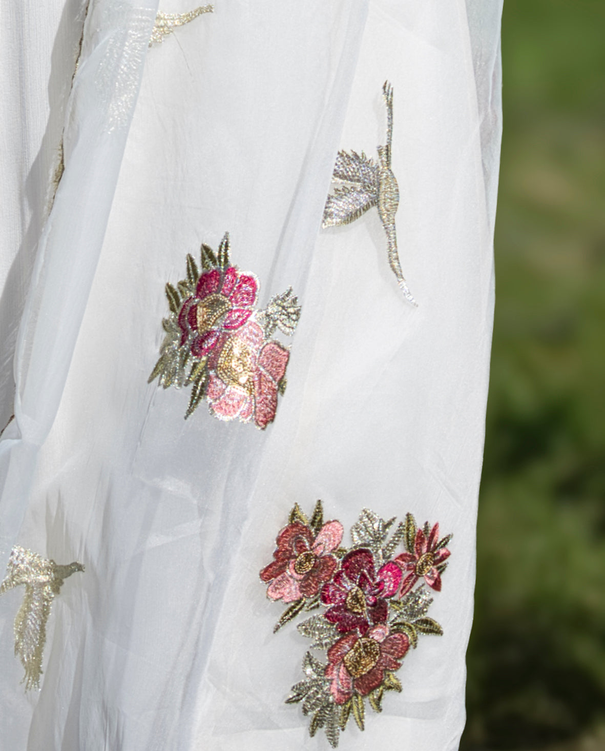 off-white-dress-image-eid-collection-2024