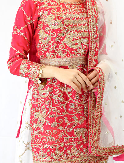 pink-sharara-mehendi-suit-gold-paisley-pattern-embroidery