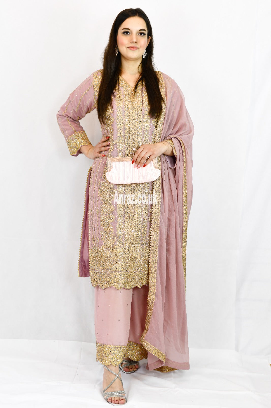 showing-kameez-with-straight-cut-trousers-pink