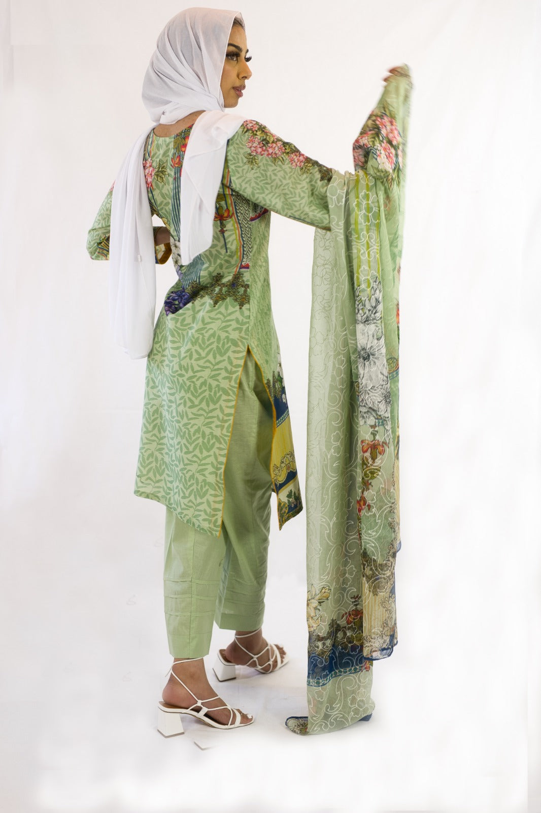 Designer-Casual-wear-Readymade-Green-Salwar-Kameez